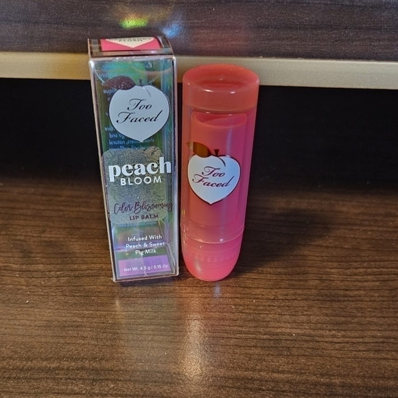 TOO Faced Peach Bloom Color Blossoming Lip Balm in Raspberry Flush (NIB) - Picture 1 of 5